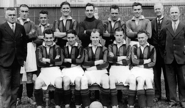 Aberdeen F.C. 1935-36 - Original B&W picture - No copyright - attached.