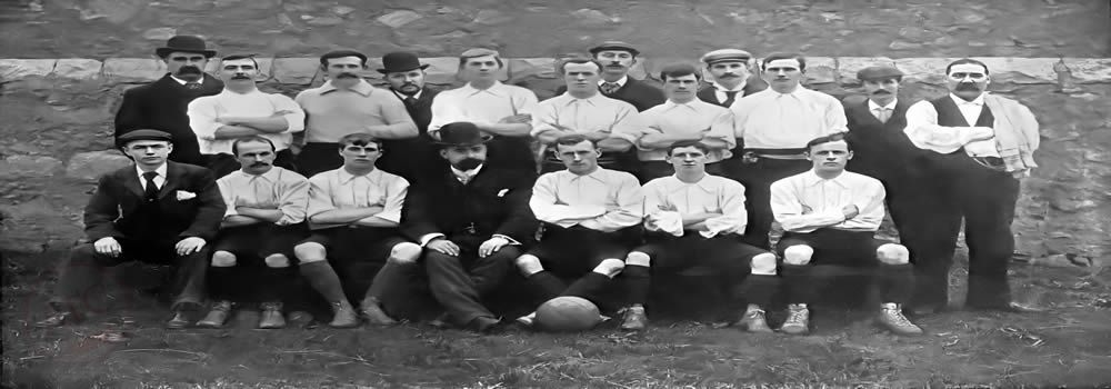 Team Photo Aberdeen FC 1901-02: Original B&W picture - No copyright - attached