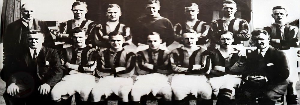 Aberdeen Football Club, Team Photo 1929-30: Original B&W picture - No copyright - attached
