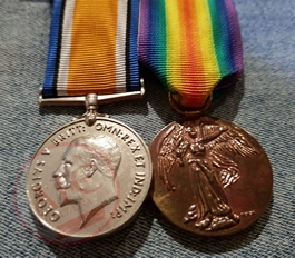 World War 1 - 2 Medals Grouped Together - Copyright © 2019 Graeme Watson.